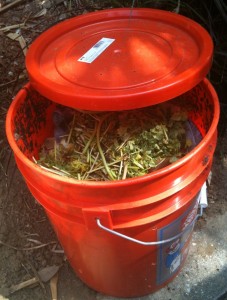 composter 227x300 How to make your own composter for cheap