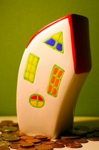 house 199x300 Pros and cons of renting or buying a home